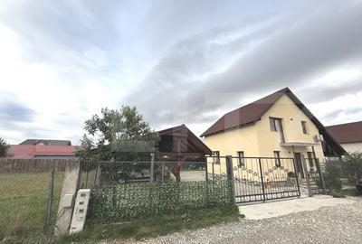 Casă individuală cu 3 camere cu Teren 500 Mp în Vulcan - 2