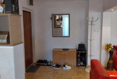 Apartament 2 camere, 65 mp construiti, pivnita 9.18mp, Intrarea Siretului.
