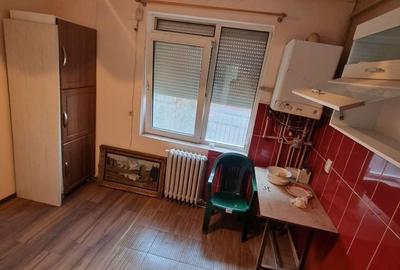 Casă cu 4 camere decomandat în Dosu Bricii - 6