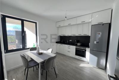 Casă cu 3 camere cu Teren 556 Mp în Tokai - 2