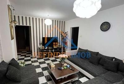 Apartament cu 4 camere decomandat, mobilat în Sebastian