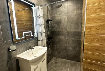 Apartament cu 3 camere decomandat în Tei - 3