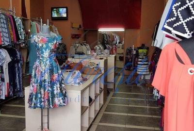 Spațiu comercial, de 55 mp, în Central - 3