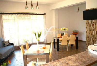 Pensiune P+ 2E, 11 camere, inscrisa in Circuitul Turistic Statiunea Mamaia Nord - 11