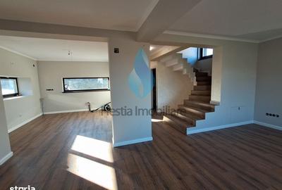 Casă cu 5 camere cu Teren 800 Mp în Bucium - 10