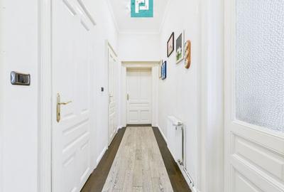 Apartament cu 3 camere semidecomandat în Central - 8