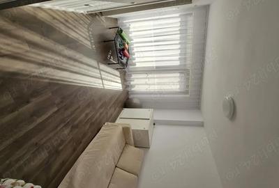 Apartament cu 4 camere decomandat în Astra - 3