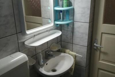 Apartament spa?ios la casa cu o camera la curte comuna, zona garii. - 5