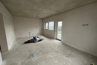 Duplex cu 5 camere cu Canalizare în Florești - 8