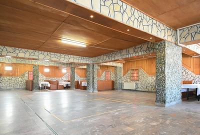 Ovidiu Centru-Spatiu Comercial 565mp util Comision 0% - 5