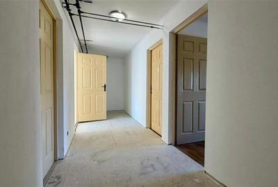 Transilvania Camping,domeniu de 14.400mp,Sanmarghita de Mures:2cladiri, apartame - 56