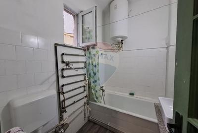 Vanzare casa 2 camere, partial renovata, Bd. Pieptanari - 10