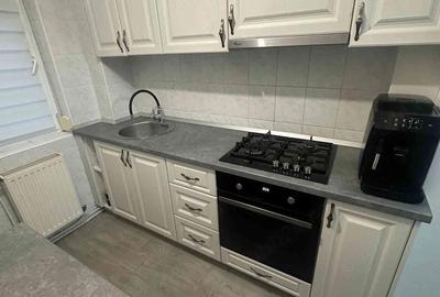 Apartament cu 3 camere decomandat în Milcov - 5