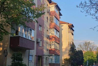 Apartament cu 3 camere decomandat în Bucovina - 2