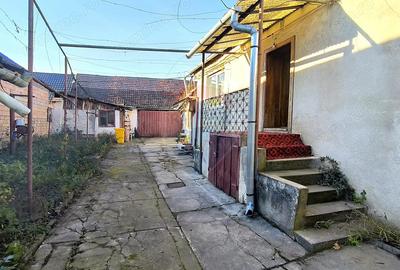 Casă cu 3 camere cu Teren 1418 Mp în Brateiu - 7