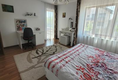 Casă individuală cu 5 camere cu Canalizare în Șura Mică - 27