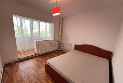 Apartament cu 3 camere decomandat, mobilat în Sărari - 2