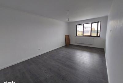 Casă cu 4 camere în Albești - 15