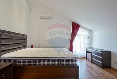 De vanzare penthouse in Tractoru, 3 camere, mobilat si utilat - 9