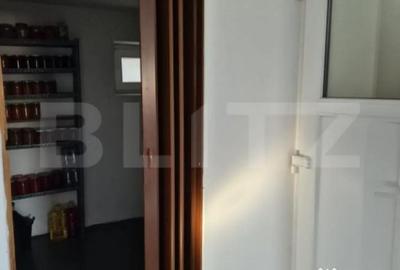 Casă cu 4 camere cu Teren 1200 Mp în Livezeni - 10