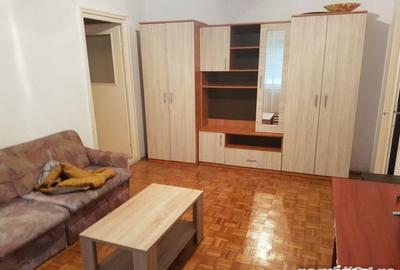 Apartament 2 camere zona Nerva Traian pe strada Vlaicu Voda - 1
