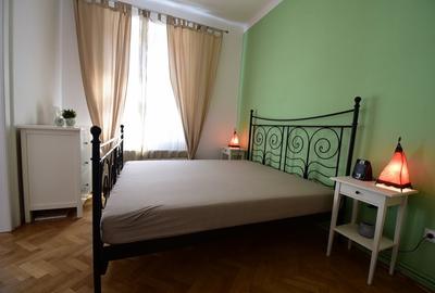 Apartament cu 2 camere decomandat, mobilat în Ultracentral