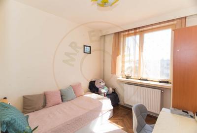 Apartament cu 4 camere decomandat în Ultracentral - 2