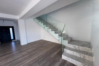 Casă cu 4 camere cu Canalizare în Exterior Est - 12