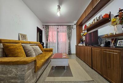 Tomis Plus Georgia Rezidence 2 Camere Decomandat 2 Balcoane Parcare Bloc 2015 - 1