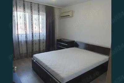 Garsonieră decomandată în Central - 2