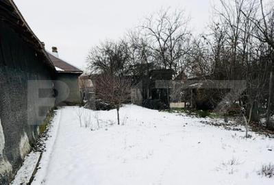 Casă cu 3 camere cu Teren 1948 Mp în Central