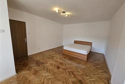 Apartament cu 2 camere decomandat în Ultracentral - 3