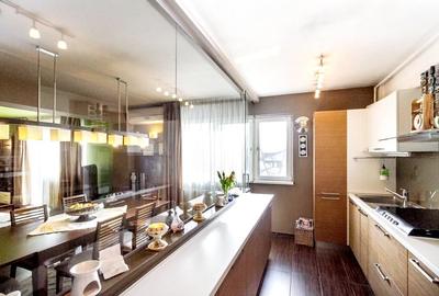 Apartament cu 5 camere decomandat, mobilat în Apărătorii Patriei - 5