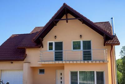 Casă cu 5 camere cu Teren 1600 Mp în Golești - 6