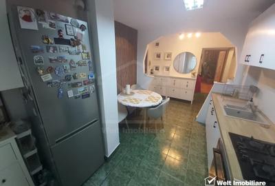 Apartament cu 3 camere, 2 bai, zona Titulescu Apartament cu 3 camere, 2 bai, zona Titulescu - 11