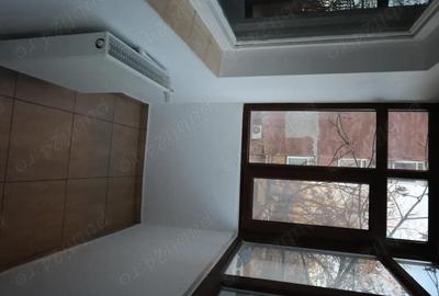 Apartament cu 2 camere decomandat în Gorjului - 3