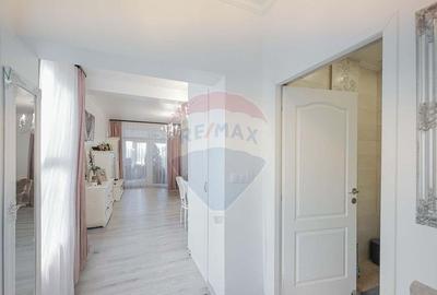 Casa cu 4 camere de vanzare in Cartierul Riviera, Oradea Casa cu 4 camere de vanzare in Cartierul Riviera, Oradea - 4