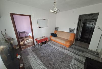 Apartament cu 2 camere nedecomandat în Alexandru cel Bun