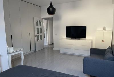 Apartament cu 3 camere semidecomandat în Jiului - 3