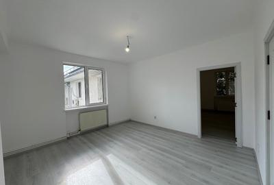 Apartament cu 3 camere decomandat în Grozăvești