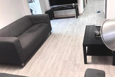 Apartament cu 3 camere decomandat în Drumul Taberei