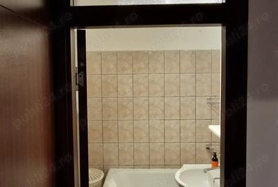 Inchiriez apartament 4 camere zona Tractorul - 6