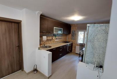 Apartament cu 4 camere semidecomandat, mobilat în Aviației - 3