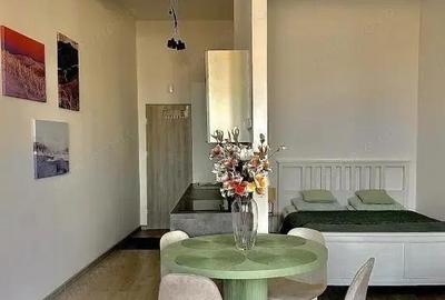 Garsoniera in zona Izvor