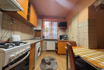 Apartament cu 4 camere semidecomandat în Central - 4