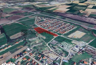 Teren de 13045 mp, în Sânmartin - 2