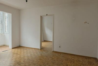 Apartament cu 2 camere nedecomandat în Astra - 1