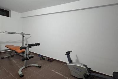 Apartament cu 4 camere circular în 13 Septembrie - 19