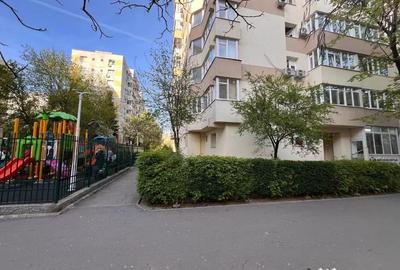 Apartament cu 4 camere semidecomandat în Central - 10