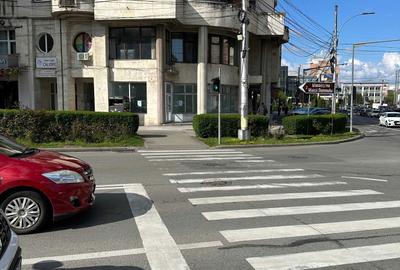 Spațiu comercial, de 50 mp, în Central - 1